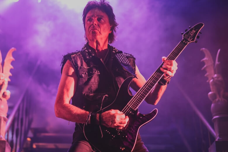 Andy Laroque mit seiner ESP LTD ALR-II QM STP