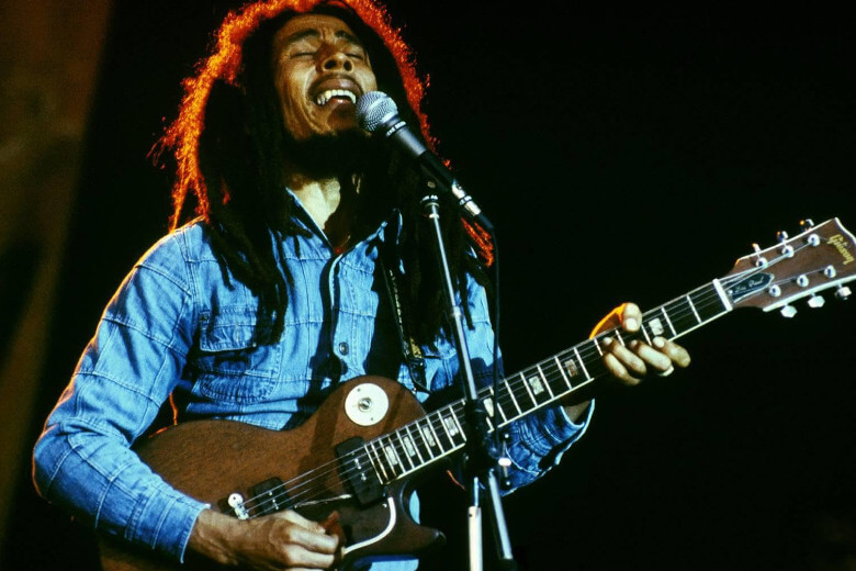 Bob Marley mit seiner Gibson Les Paul Bob Marley mit seiner Gibson Les Paul