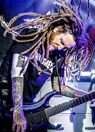 Brian Head Welch mit seiner ESP LTD SH 7ETFM