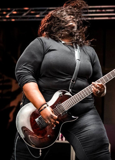 Diamond Rowe
