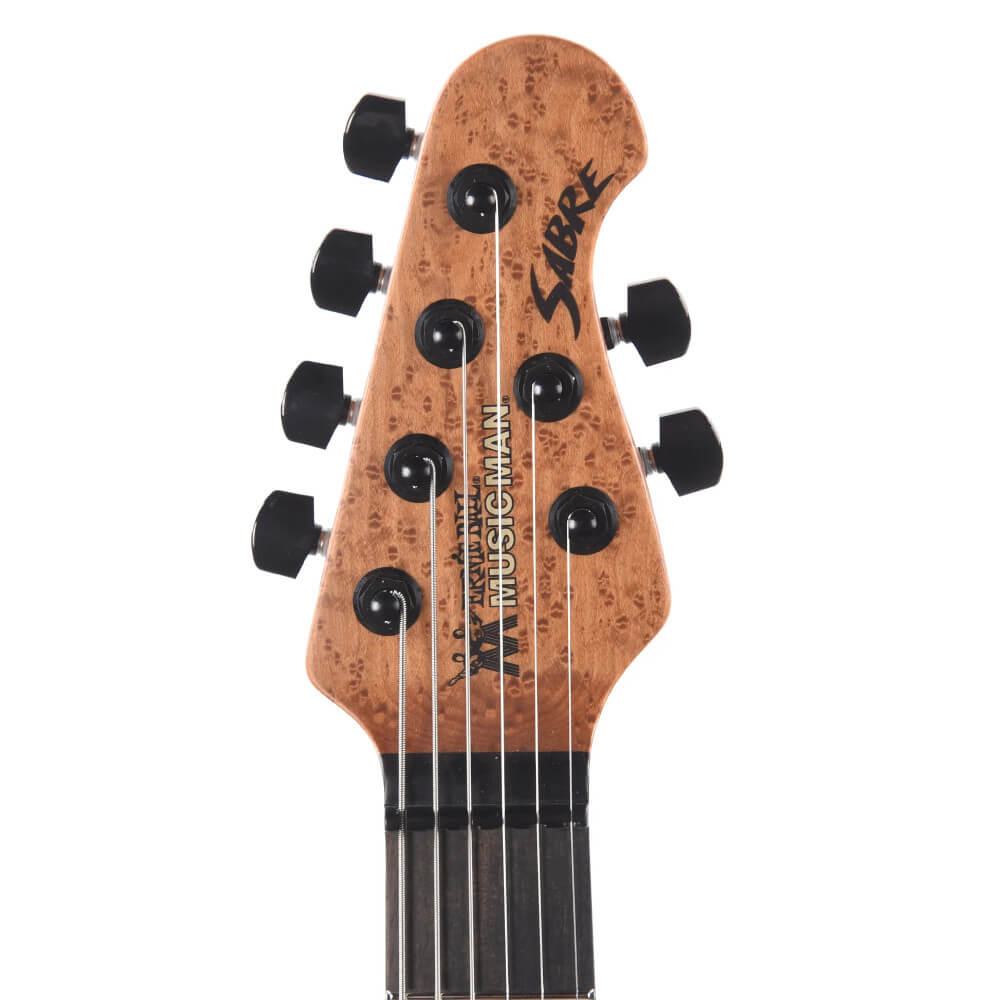 Rabea Massaad Music Man Signature Sabre Vileblood Bild 05 Rabea Massaad Music Man Signature Sabre Vileblood Bild 05