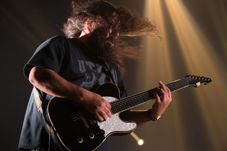 Stephen Carpenter mit ESP LTD SCT607B Stephen Carpenter mit seiner ESP LTD SCT607B