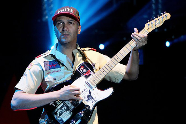 Tom Morello mit seiner Custom Gitarre